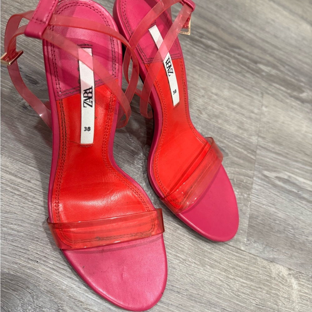 Zara Women's Vibrant Pink and Red Heels